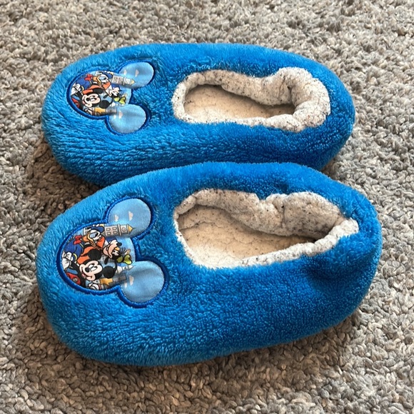 Disney | Slippers for Toddlers - Picture 2 of 9